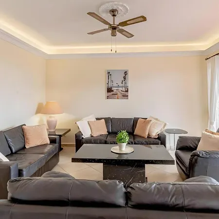 Willa Spacious Victoria Heated Pool Callao Salvaje