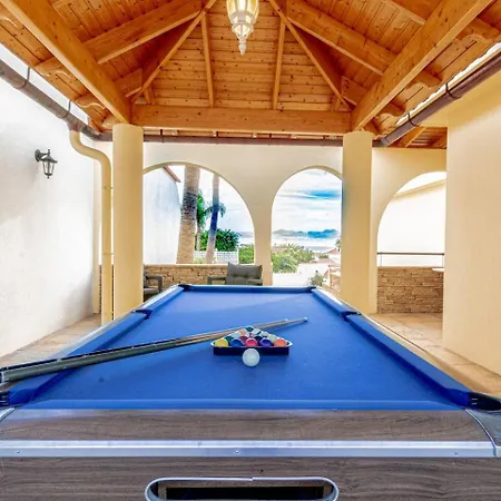 Spacious Victoria Heated Pool * Callao Salvaje