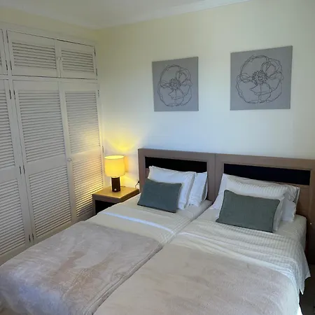 Spacious Victoria Heated Pool Villa Callao Salvaje