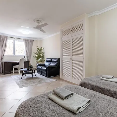 Spacious Victoria Heated Pool Villa