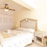 Spacious Victoria Heated Pool Vila Callao Salvaje