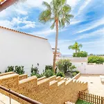 Spacious Victoria Heated Pool