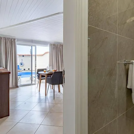 Spacious Victoria Heated Pool