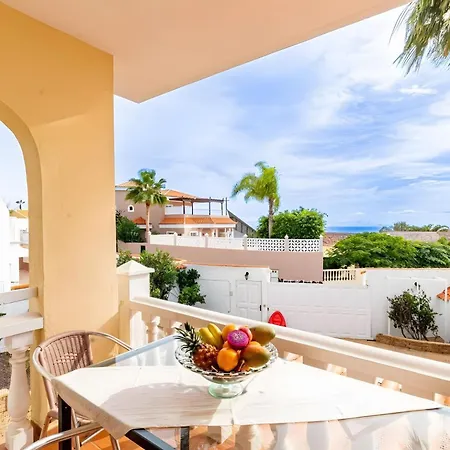 Spacious Victoria Heated Pool Villa Callao Salvaje