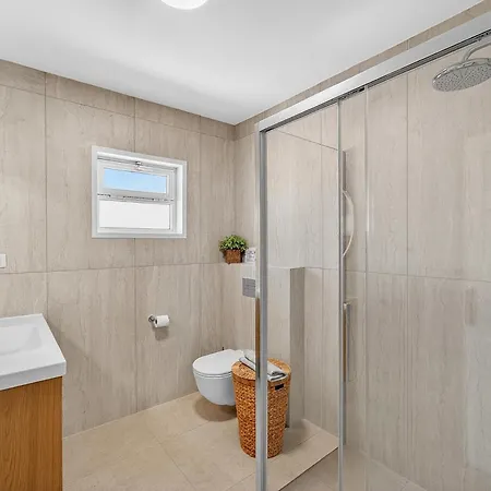 Spacious Victoria Heated Pool Villa Callao Salvaje