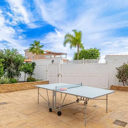 Spacious Victoria Heated Pool Villa Callao Salvaje