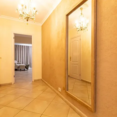 Villa Spacious Victoria Heated Pool